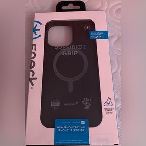 Brand New IPhone 12 Pro Max cases 6.7inch 2021 model with Magnetic Cherger